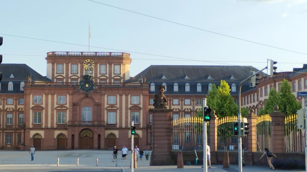Mannheim Zentrum Stadthaus Zimmer 3 Apartment Ngoại thất bức ảnh